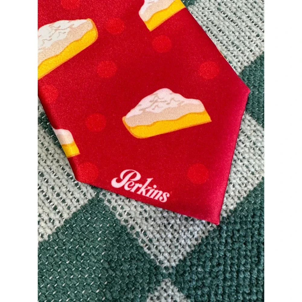 Perkins Restaurant Lemon meringue Pie‎ Neck Tie